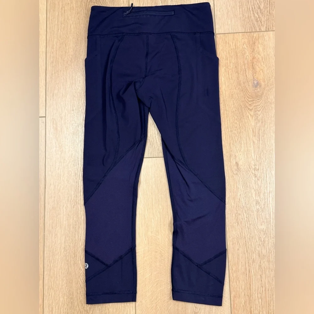 Lululemon Pace Rival Crop Running Leggings with Pockets Midnight Navy Size 4 - Picture 4 of 9